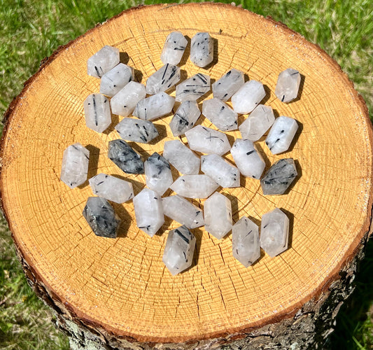 Black Tourmalinated Quartz DP